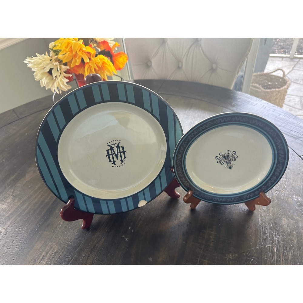 Disney Parks Haunted Mansion Stoneware Plate  Dinner Salad "As Is"